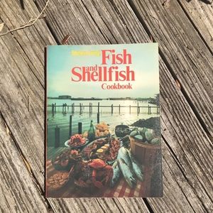Vintage "Southern Living Fish & Shellfish Cookbook" paperback book